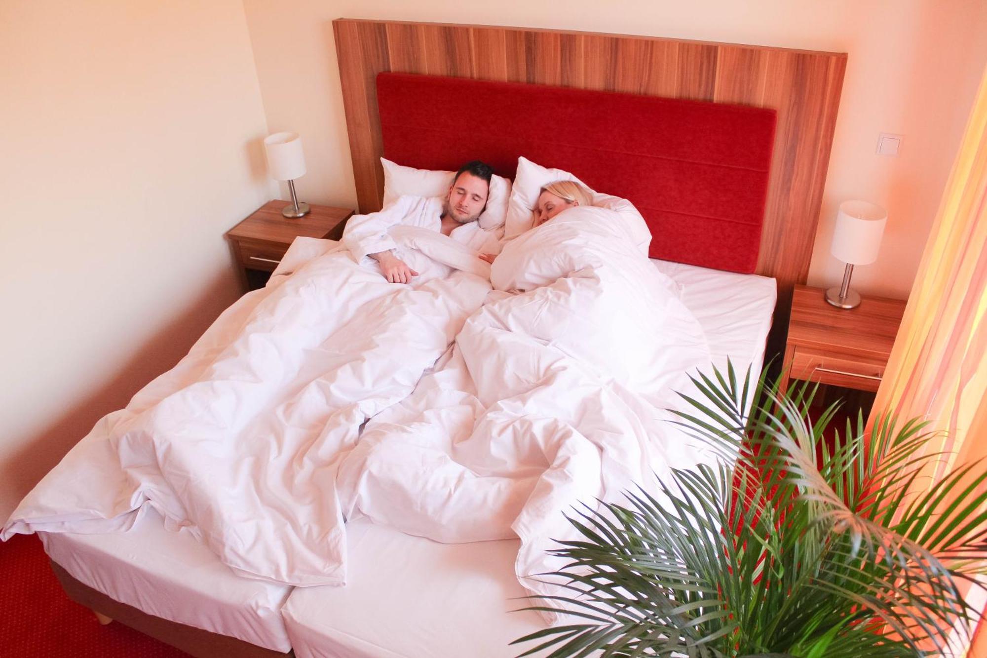 Ferienpark Templin Direkt Neben Der Naturtherme Phòng bức ảnh